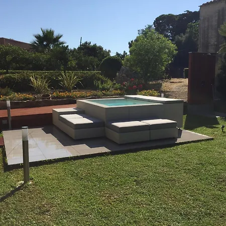 Bouganville Bed & Breakfast