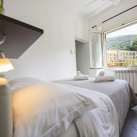 Bouganville 3*