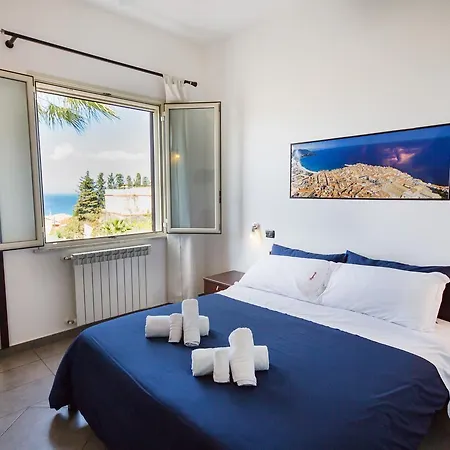 Bouganville Bed & Breakfast Cefalù