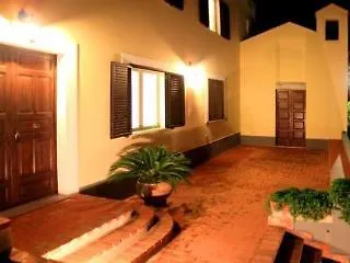 Bouganville Bed & Breakfast 4*